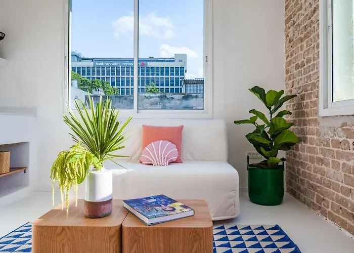 The New Islas Apartments